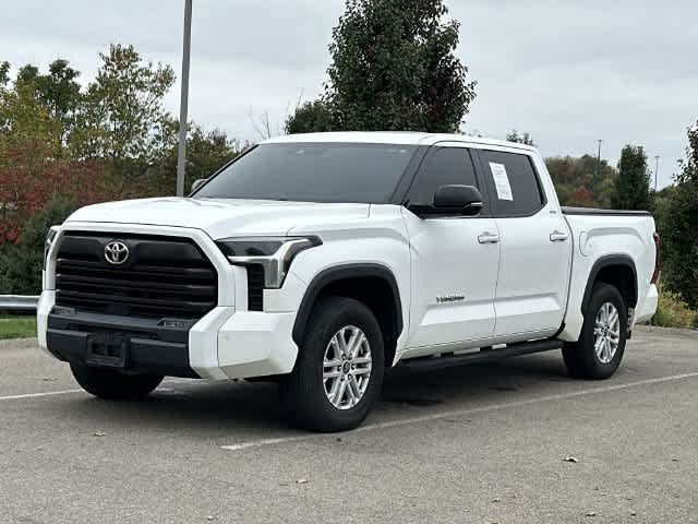 Used 2022 Toyota Tundra SR5 w/ SR5 Premium Package AWD/4WD image 1