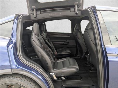 Used 2022 Tesla Model X Plaid image 20