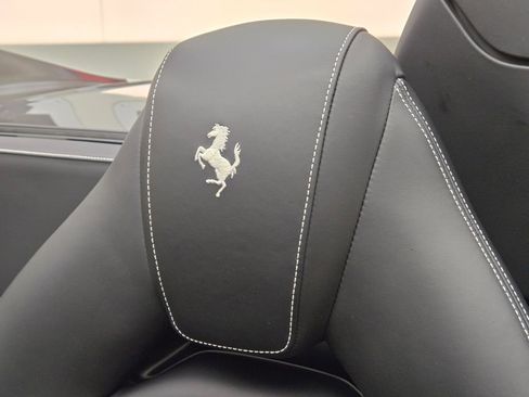 Used 2018 Ferrari 488 Spider image 30