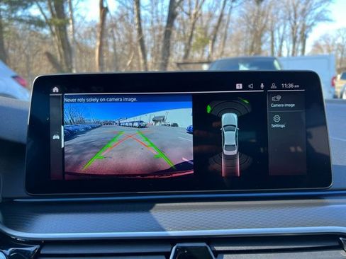 Used 2023 BMW 530e xDrive w/ Executive Package image 28