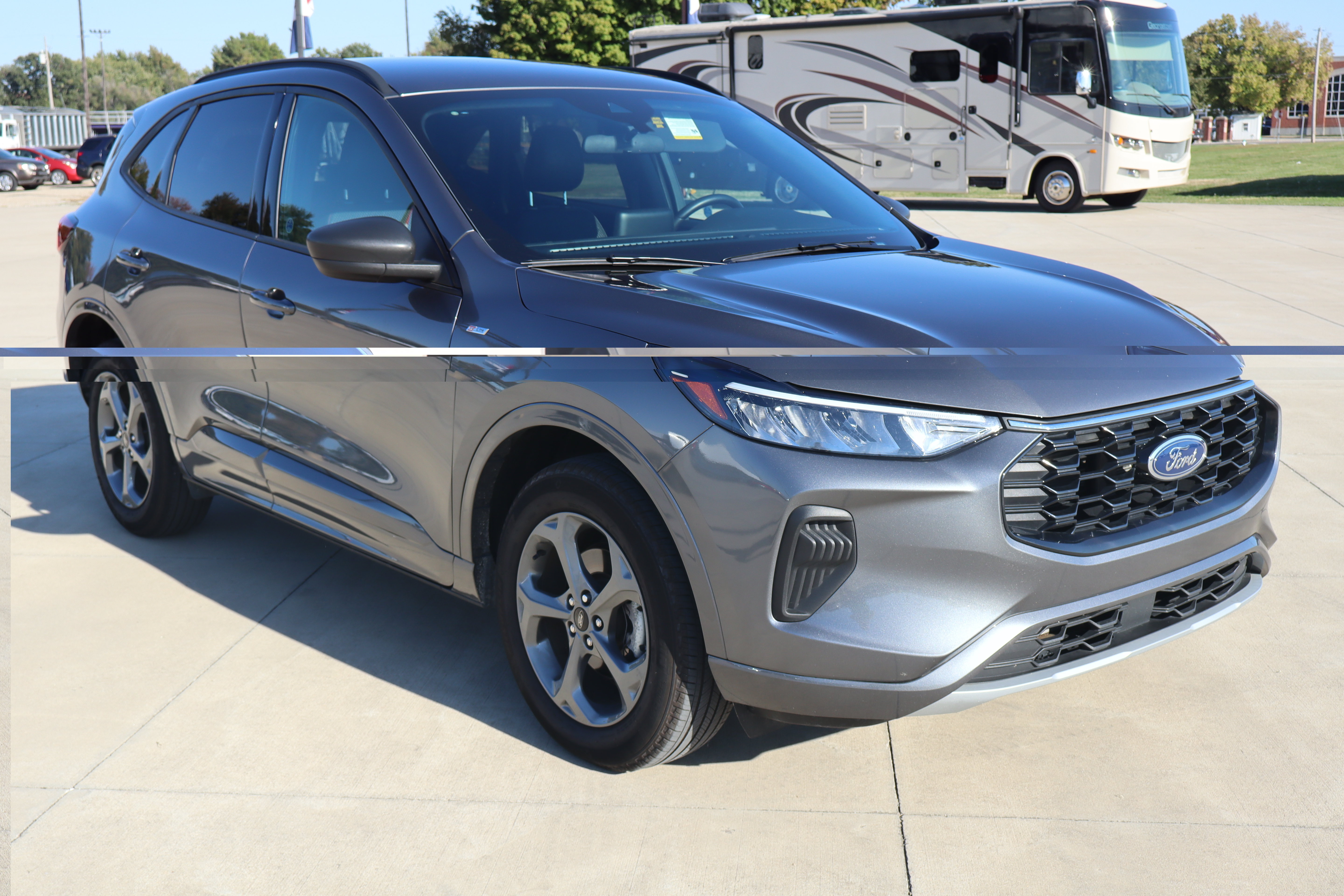 Used 2024 Ford Escape ST-Line AWD/4WD image 3