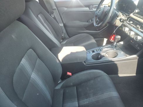 Used 2022 Honda Civic Sport image 11