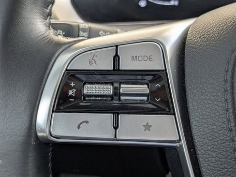 Certified 2025 Kia Telluride LX FWD image 32