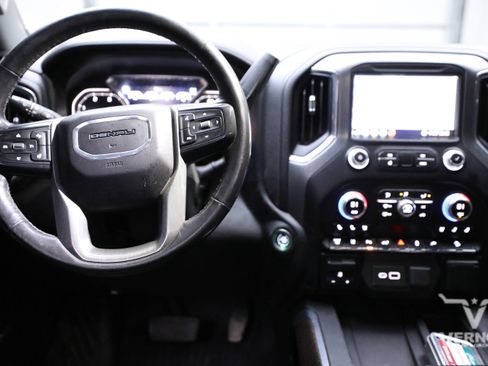 Used 2020 GMC Sierra 2500 Denali w/ Denali Ultimate Package image 8