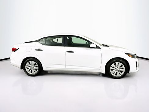 Used 2025 Nissan Sentra S FWD image 10