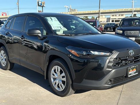 New 2026 Toyota Corolla Cross L image 3