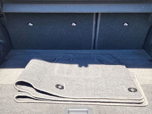 Used 2024 Nissan Ariya AWD image 27