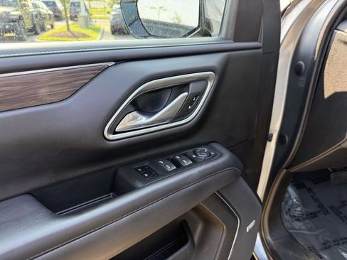 Used 2021 Chevrolet Tahoe Z71 AWD/4WD image 33