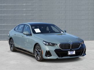 Used 2025 BMW i5 xDrive40 w/ Executive Package video 1