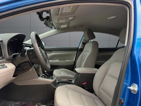 Used 2018 Hyundai Elantra SEL w/ Cargo Package FWD image 16