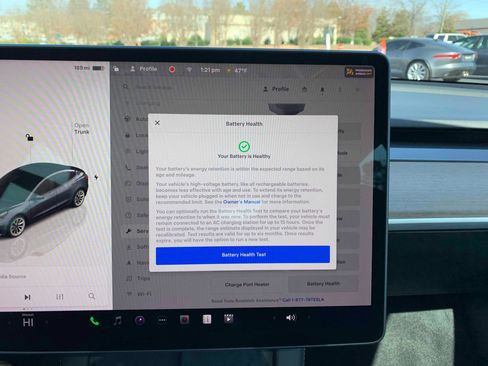 Used 2023 Tesla Model 3 Standard Range image 25