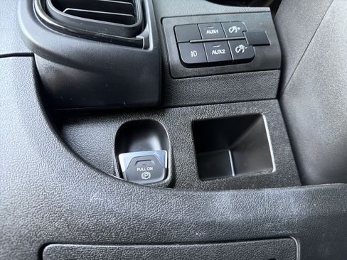 Used 2026 RAM ProMaster 3500 w/ Safety Group FWD image 15
