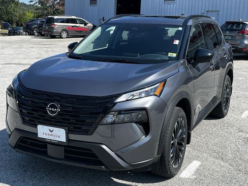 New 2026 Nissan Rogue Dark Armor AWD/4WD image 3