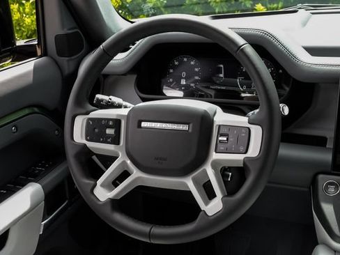 New 2026 Land Rover Defender 130 X-Dynamic SE AWD/4WD image 23