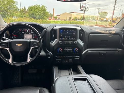 Used 2021 Chevrolet Silverado 1500 LTZ AWD/4WD image 13