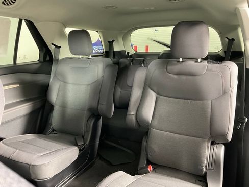 New 2026 Ford Explorer Active RWD image 16