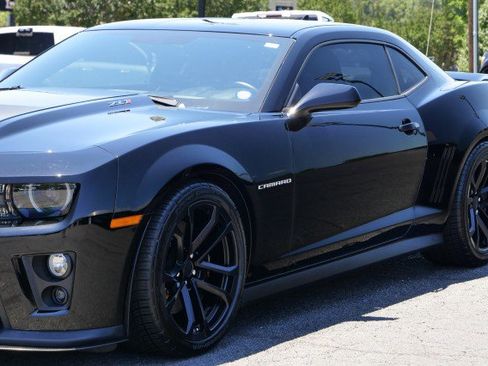 Used 2015 Chevrolet Camaro ZL1 RWD image 28