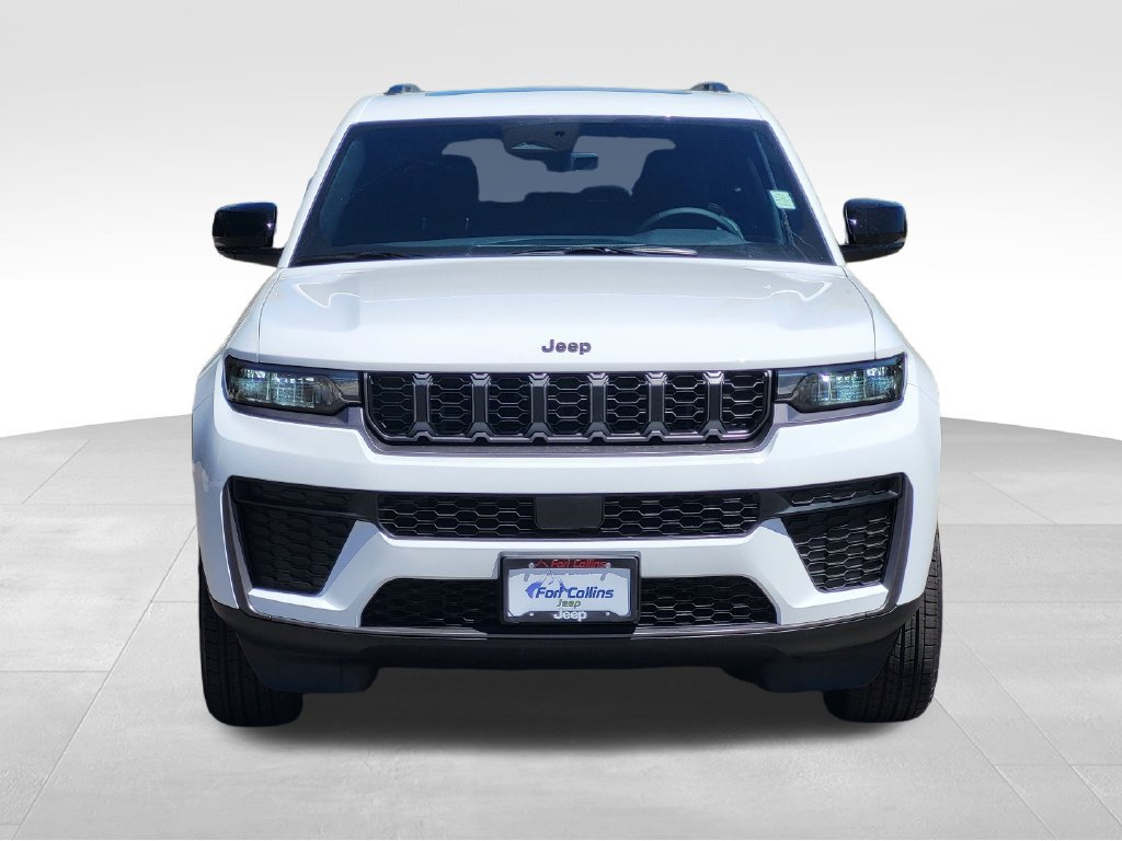 New 2026 Jeep Grand Cherokee Altitude AWD/4WD image 2