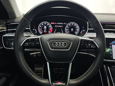 Used 2023 Audi S8 w/ S8 Executive Package AWD/4WD image 8