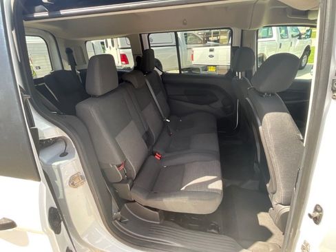 Used 2016 Ford Transit Connect XL FWD image 9