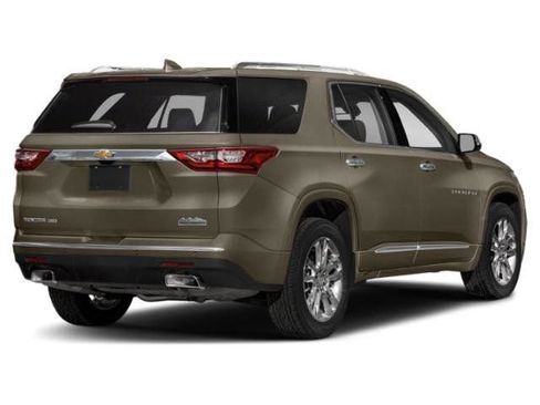Used 2018 Chevrolet Traverse Premier w/ Driver Confidence II Package FWD image 36