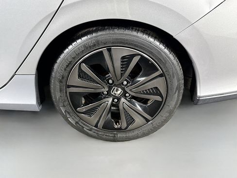 Used 2018 Honda Civic EX image 37