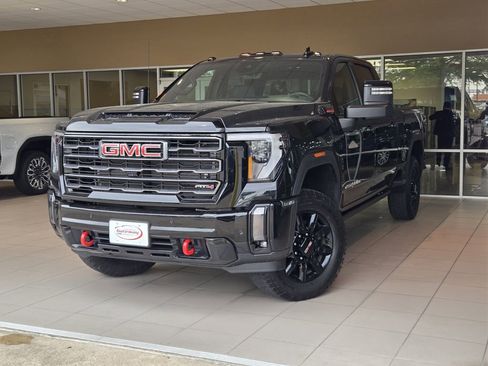 Used 2024 GMC Sierra 2500 AT4 w/ AT4 Premium Plus Package AWD/4WD image 1