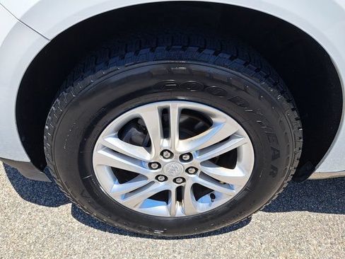 Used 2020 Buick Enclave Essence w/ Sound and Sites Package FWD image 32