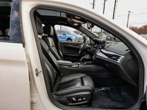Used 2018 BMW 540i xDrive w/ M Sport Package image 43