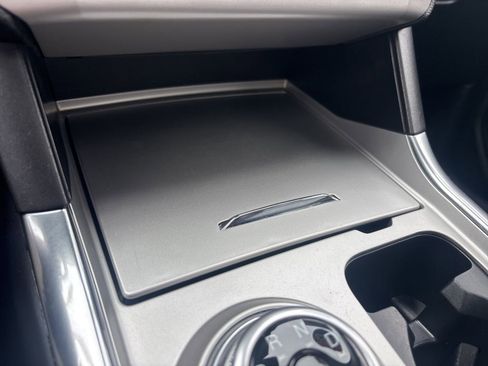 Certified 2023 Ford Explorer XLT w/ Equipment Group 202A AWD/4WD image 27