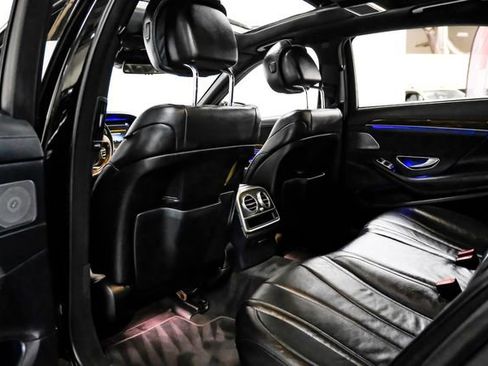 Used 2017 Mercedes-Benz S 550 Sedan image 43