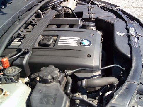 Used 2011 BMW 328i xDrive Sedan AWD/4WD image 31
