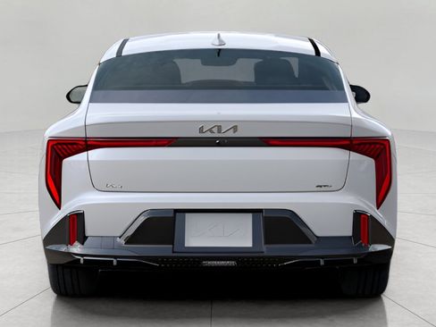 New 2025 Kia K4 GT-Line image 5