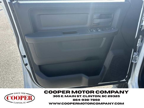 Used 2024 RAM 3500 Tradesman w/ Chrome Appearance Group image 10