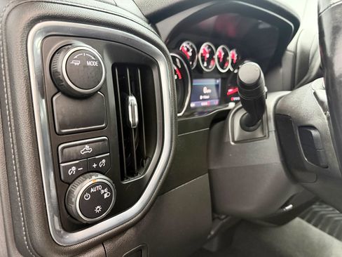 Used 2020 Chevrolet Silverado 1500 LT w/ All-Star Edition RWD image 13