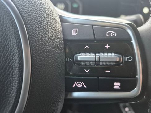 Used 2025 Kia Sorento SX Prestige image 26