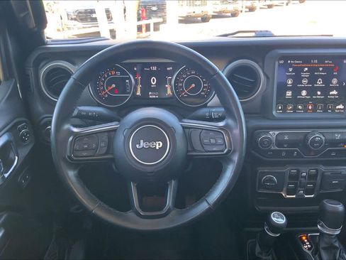 Used 2021 Jeep Gladiator Sport image 6