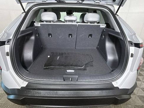 Certified 2025 Hyundai Kona SEL AWD/4WD image 28