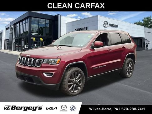 Used 2021 Jeep Grand Cherokee Laredo X AWD/4WD image 1