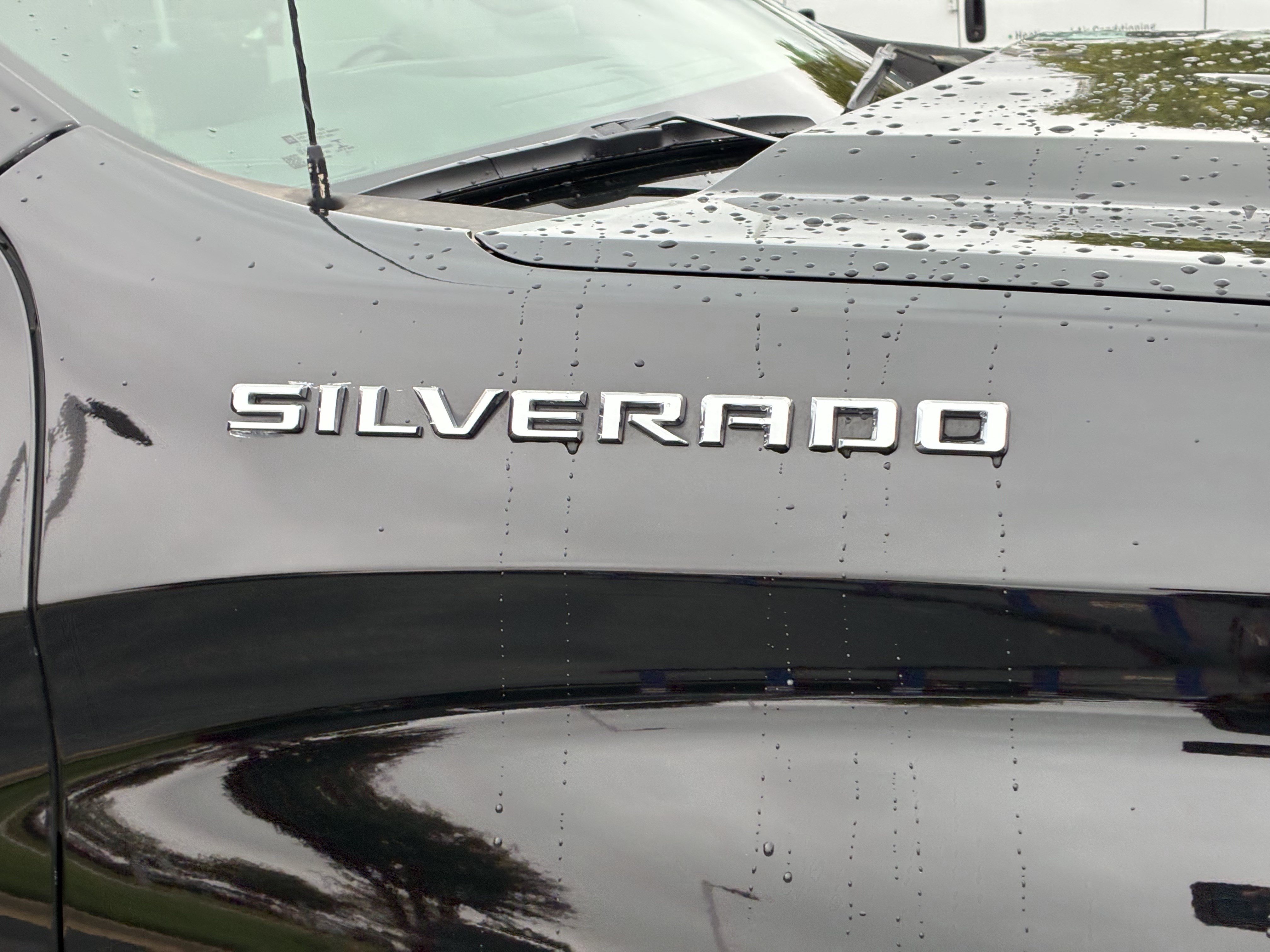 Used 2022 Chevrolet Silverado 1500 RST w/ Convenience Package II AWD/4WD image 7