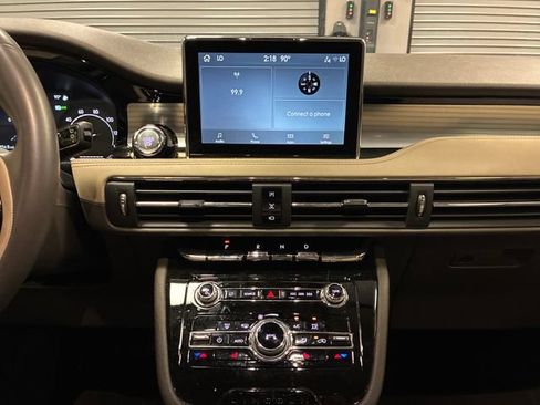 Used 2022 Lincoln Corsair FWD image 19