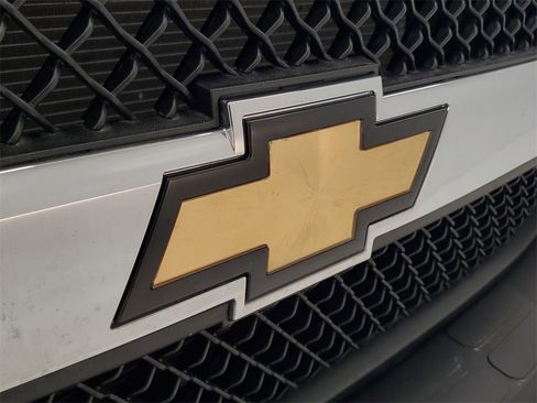 Used 2024 Chevrolet Express 2500 w/ Driver Convenience Package image 7