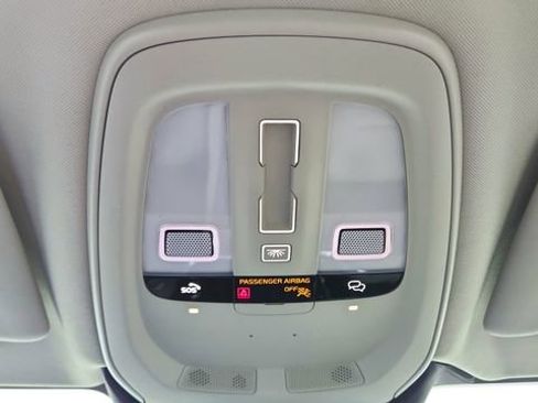 Used 2024 Volvo S60 B5 Plus w/ Climate Package image 57