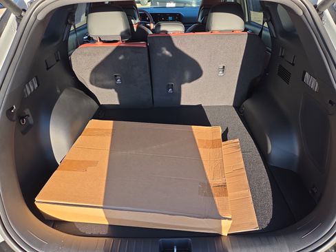 New 2026 Kia Sportage SX image 8