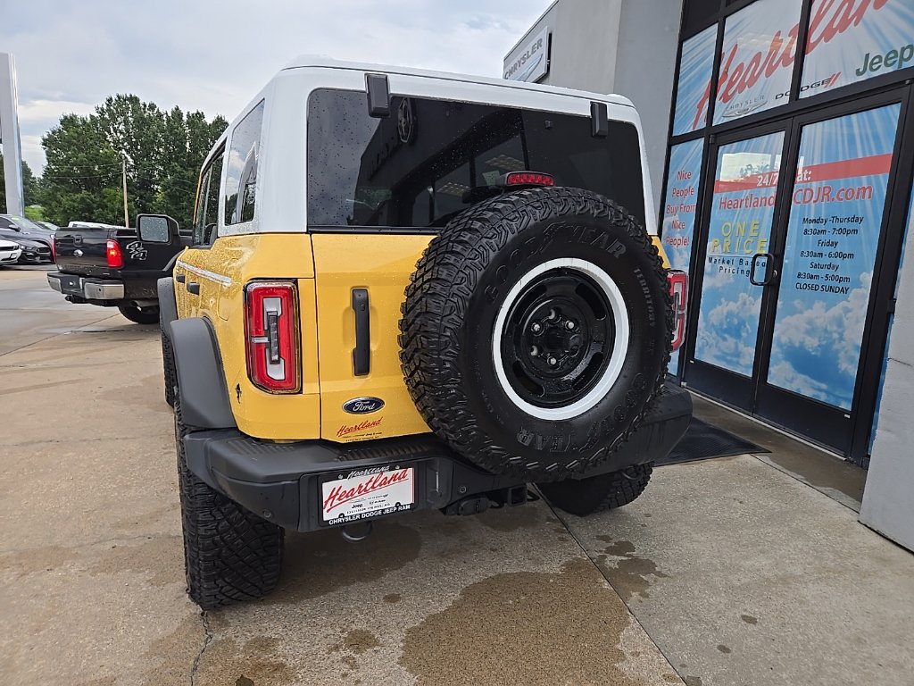 Used 2023 Ford Bronco Heritage Edition AWD/4WD image 9