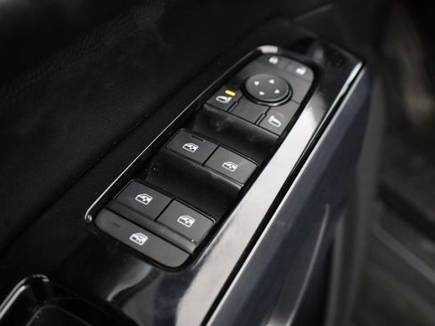 Used 2023 Nissan Pathfinder SL w/ SL Premium Package image 15