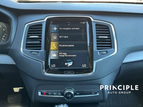 Certified 2021 Volvo XC90 T5 Momentum w/ Protection Package Premier image 13