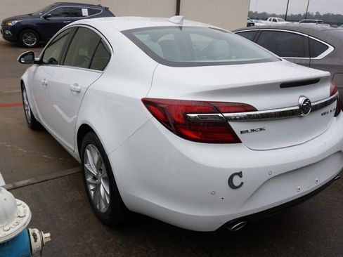 Used 2016 Buick Regal Premium image 4