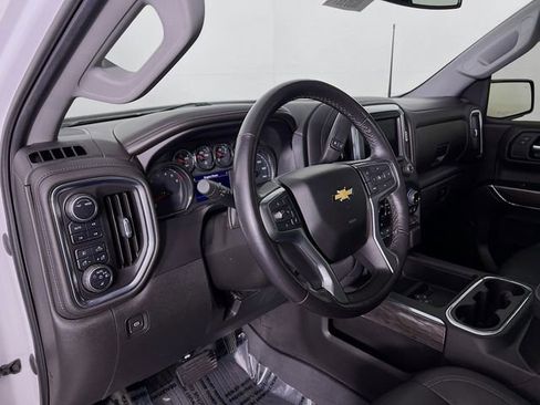 Certified 2022 Chevrolet Silverado 1500 LTZ image 8