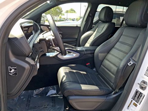 Certified 2024 Mercedes-Benz GLS 580 4MATIC image 13